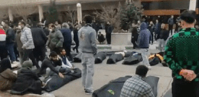 Iran-Leichenhalle-400